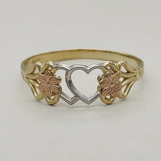 G99R 14K Gold Hearts Ring # 7