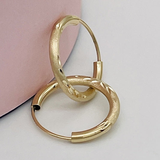 G-42 14K Gold 16mm. Hoop Earrings .66 gr