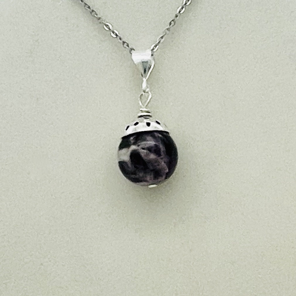 ST1499  Amethyst Pendant