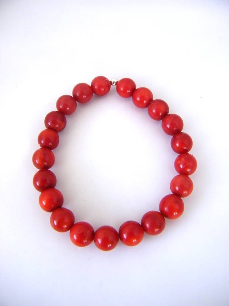 ST997  7"x 8mm. Bracelet  Red Dyed Bamboo Coral