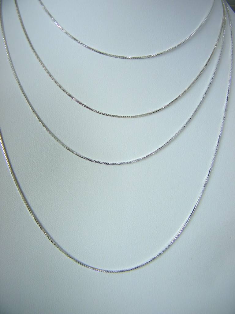 S847CH 1mm. 18"  Box Chain