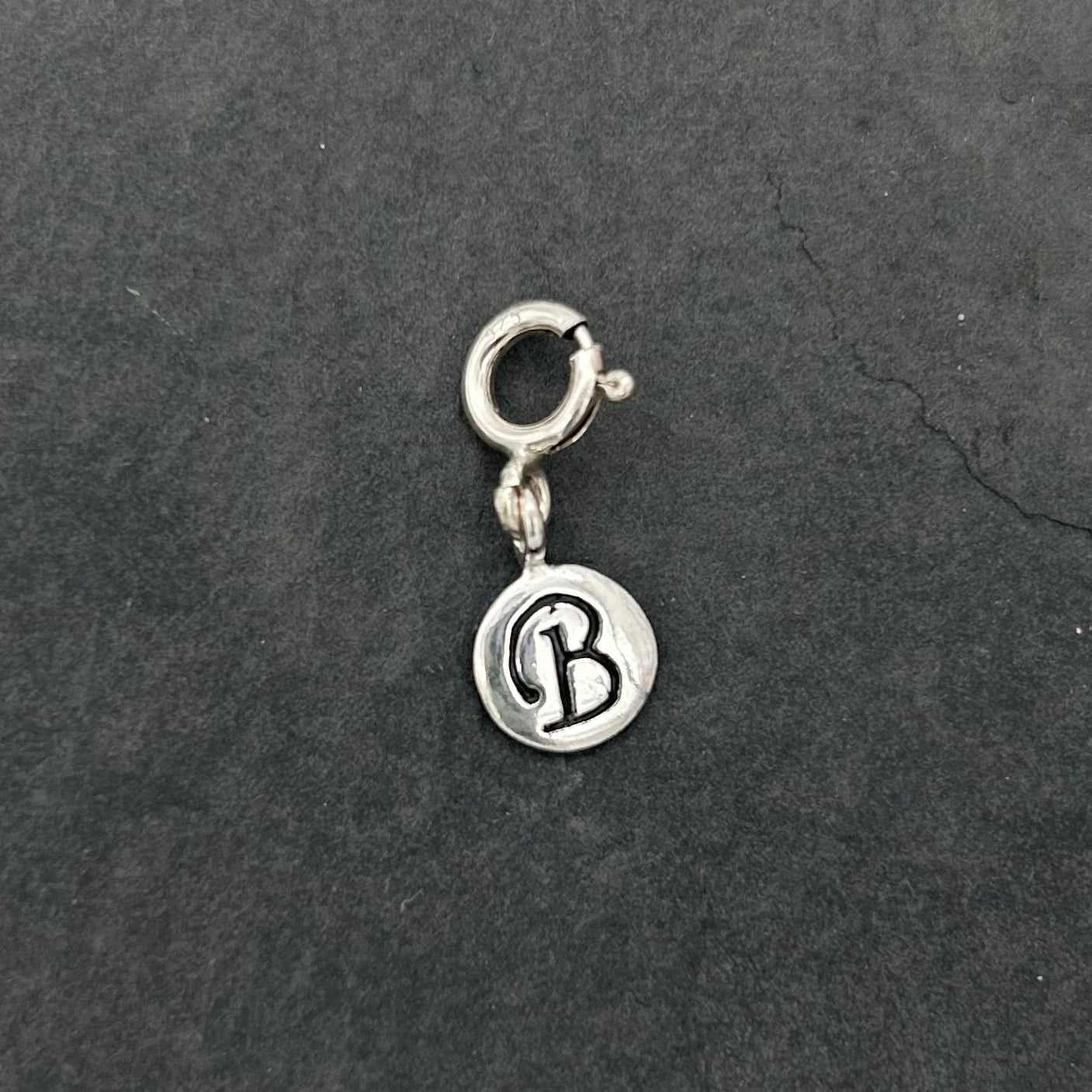 S1163 Charm B