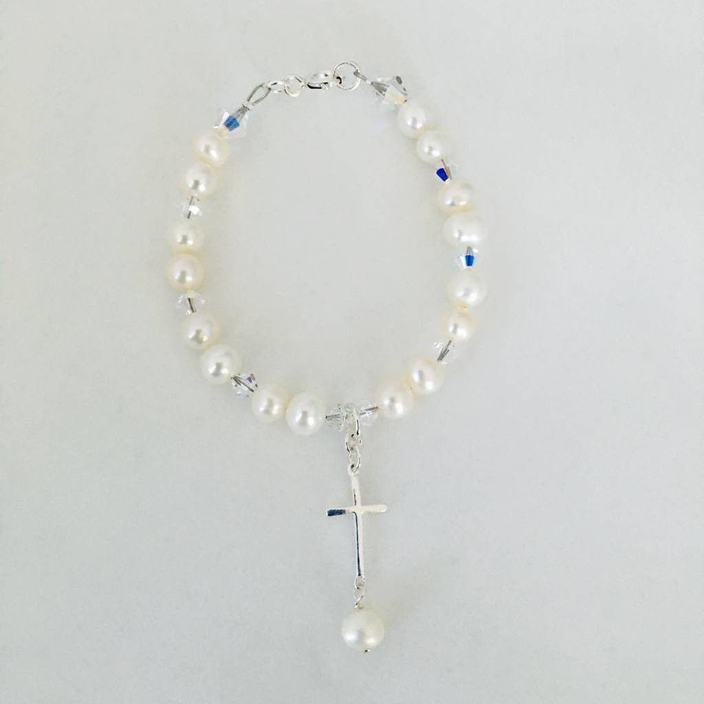 CH846 White Pearls With Cross Bracelet 6"