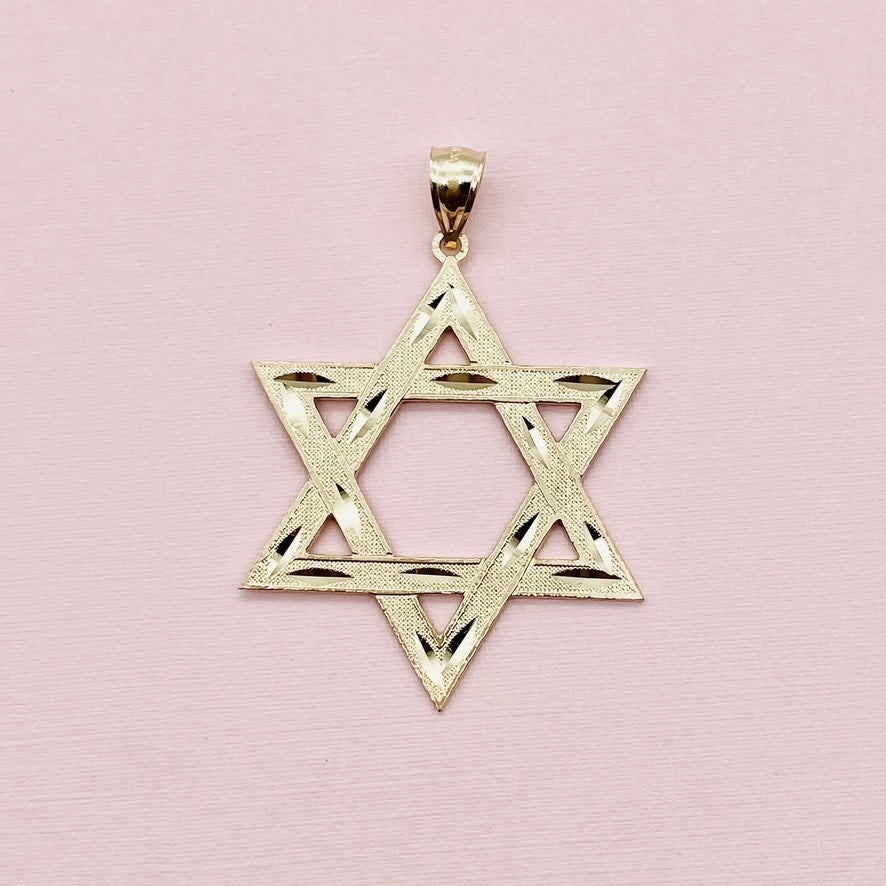 G-85 14K Gold 45mm.X36mm.  Star of David 4.11 gr.