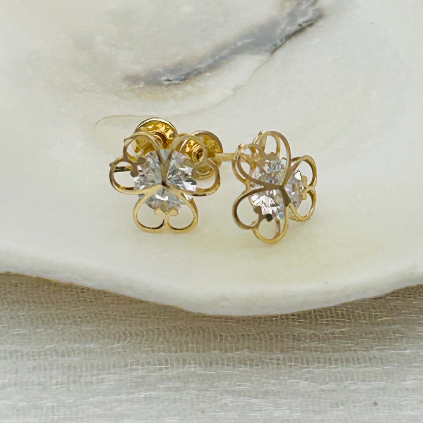 G295ER 14K Gold  Flower Earrings