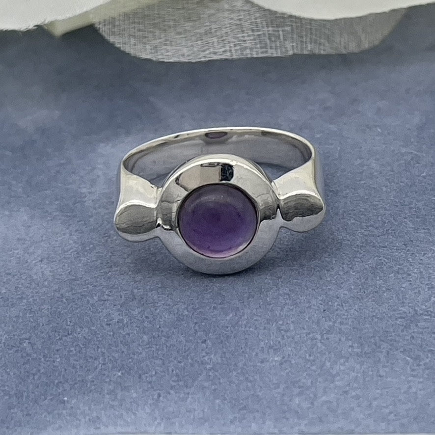 ST1609 Amethyst Ring # 6.5