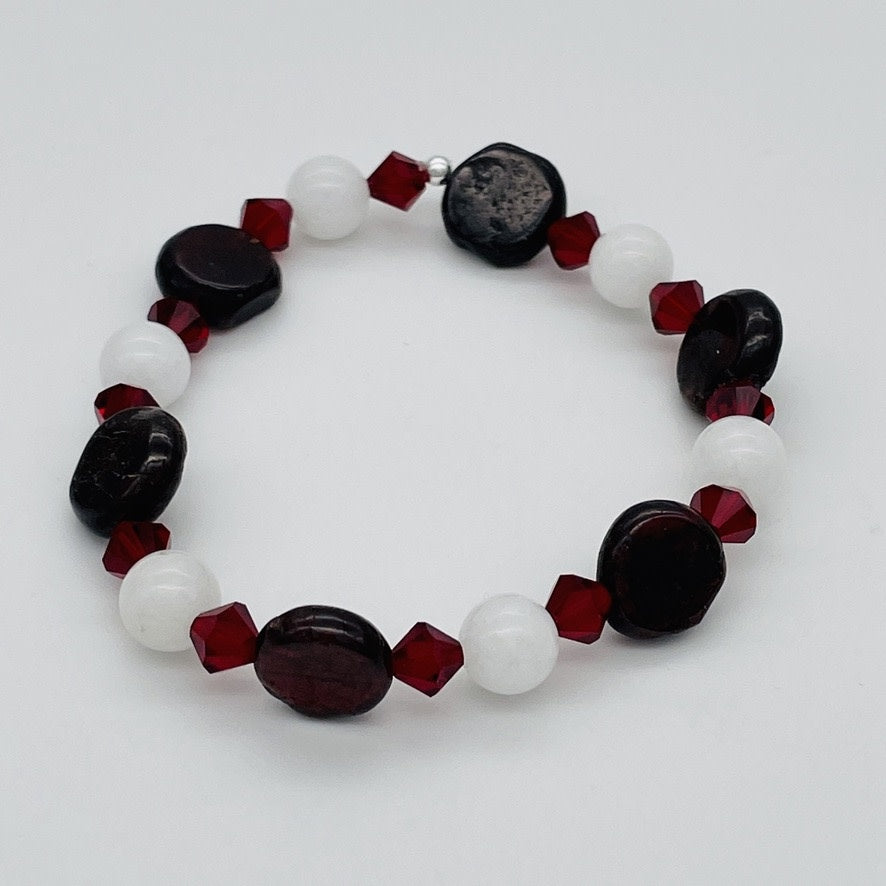 ST1533BL Rock Crystal & Garnet