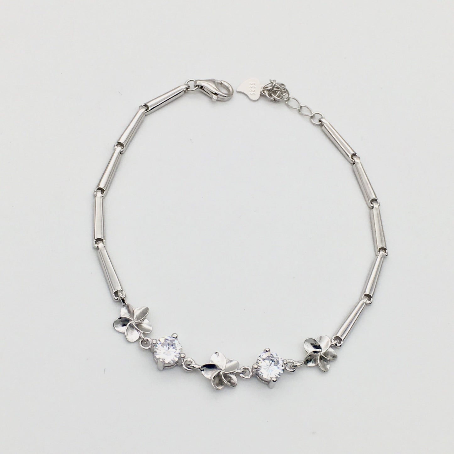 Z1457  7" Flowers Bracelet