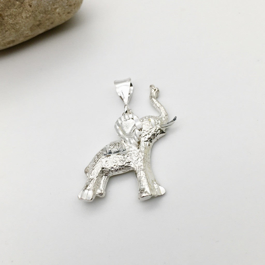 S1436 Elephant Pendant