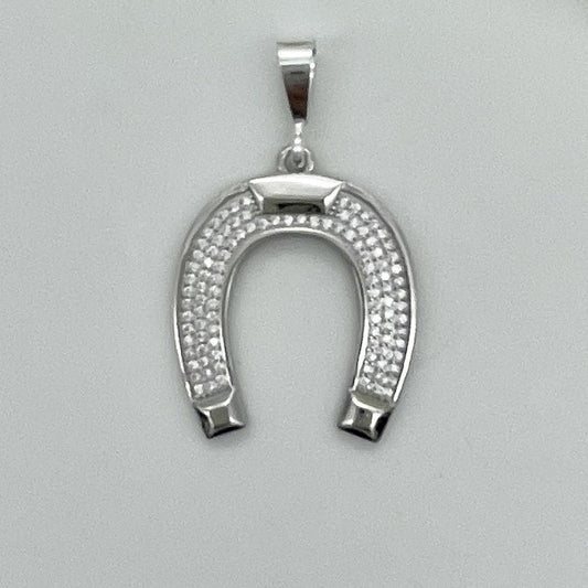 Z1475  Horse's Shoe Pendant  51" X1.5"