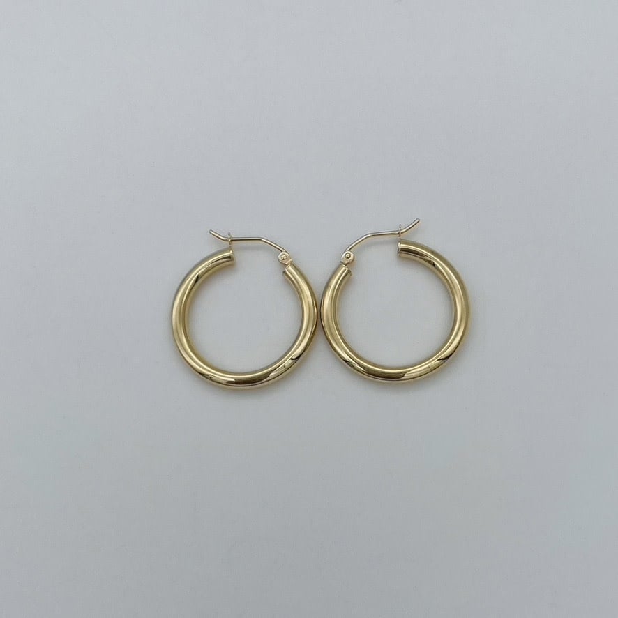 G203ER 14K Gold 3x25mm. Hoop Earrings