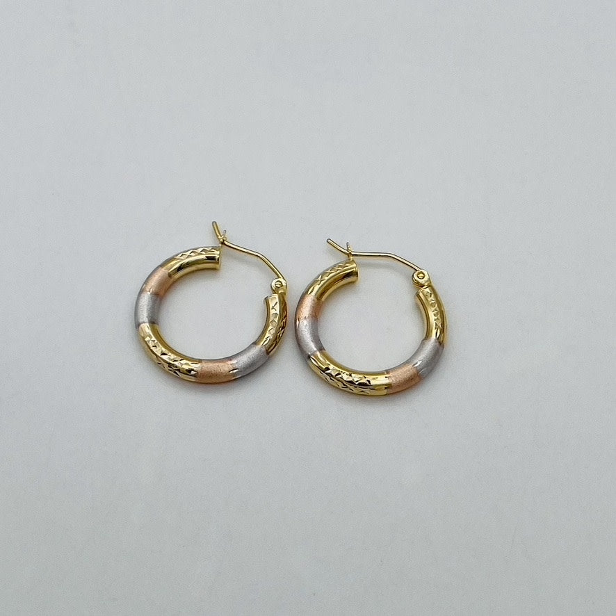 G-235  3 Tone Hoops 3mm.X20mm.