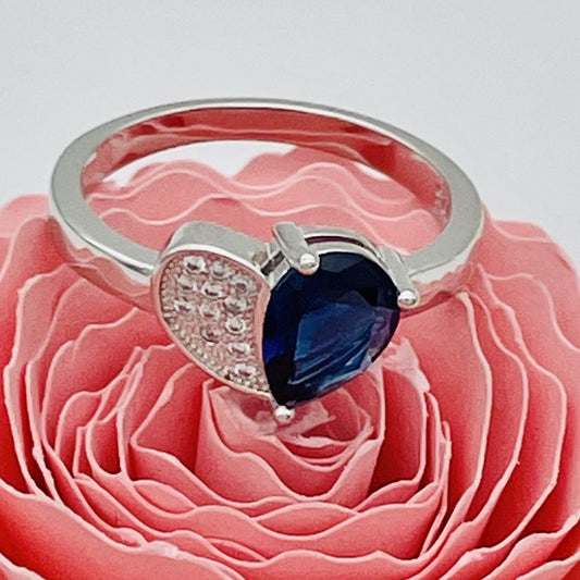 Z1497R Heart Ring