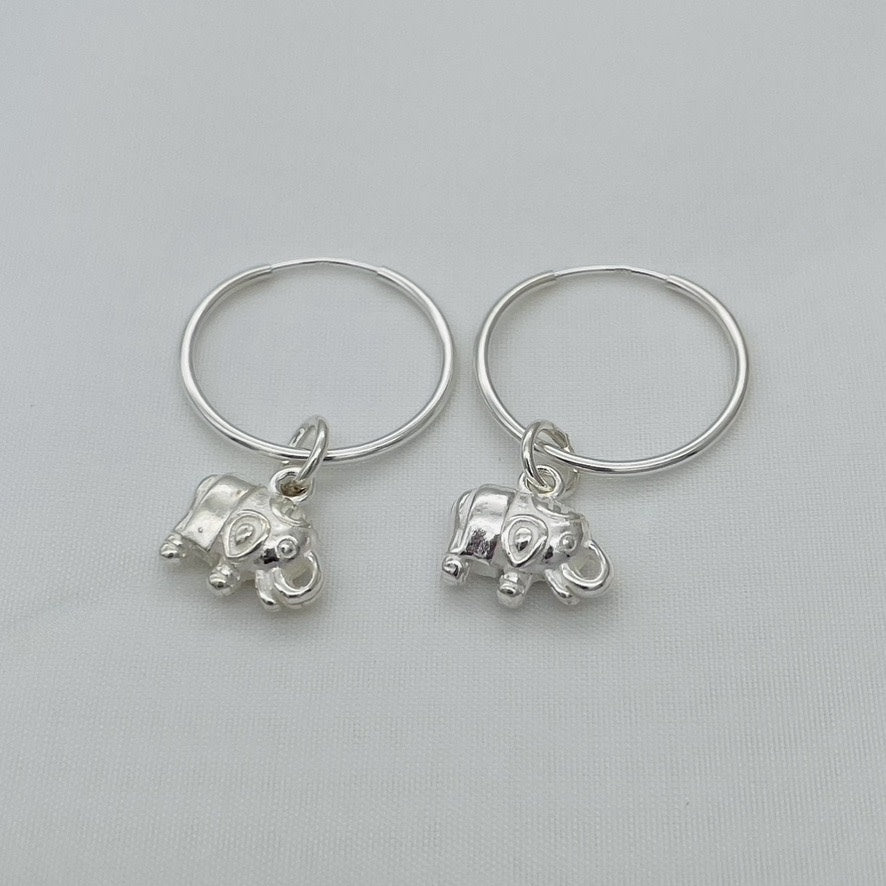 S1746ER Elephants Hoop Earrings  20mm.