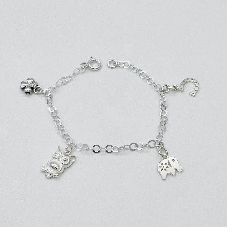 S1749BL Good luck Bracelet  7"