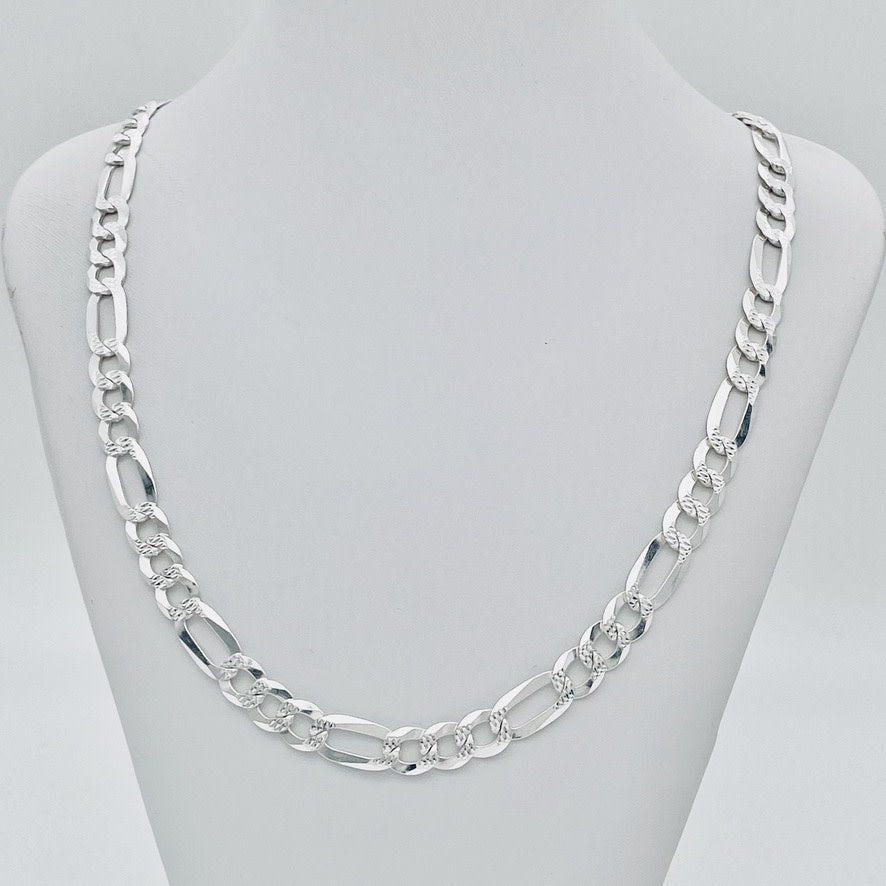 S1137  6.7mm. x 26" Figaro Pave Chain Flat