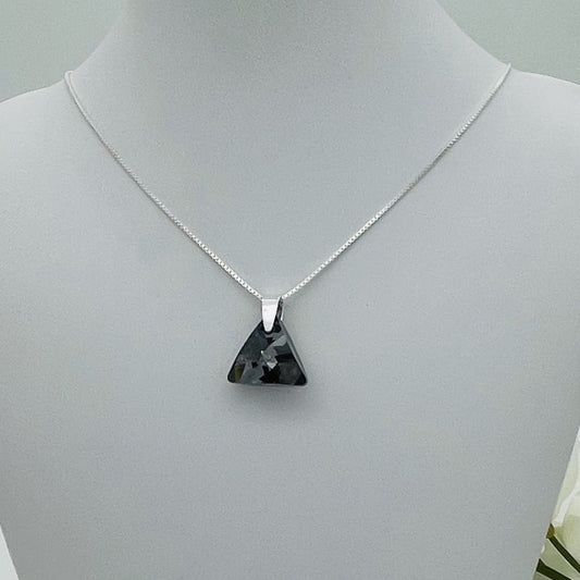 C1250NL Black Pyramid Necklace 18"