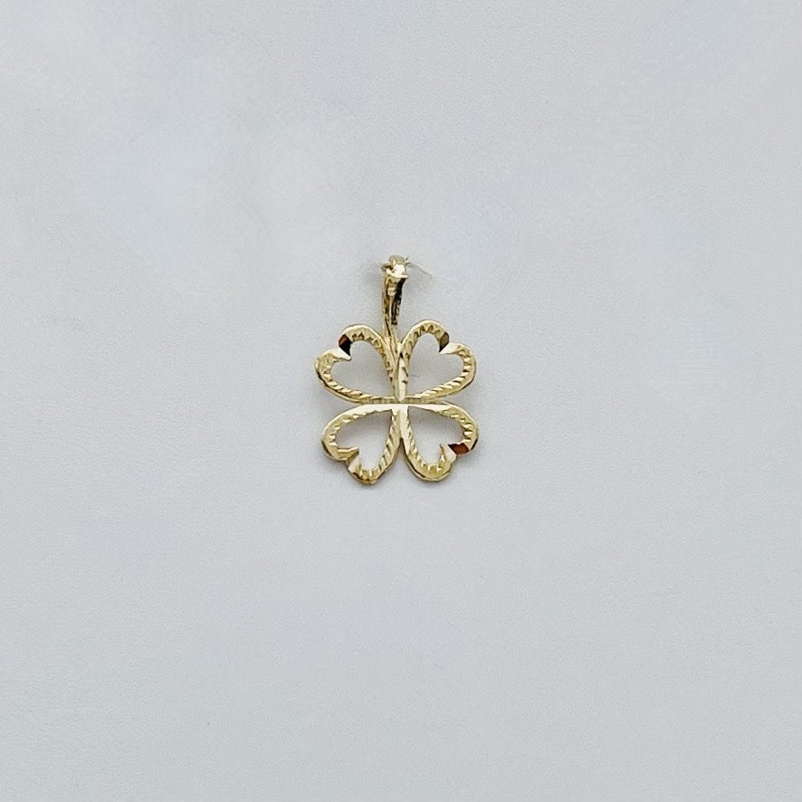 G178P 14K Gold Clover Pendant