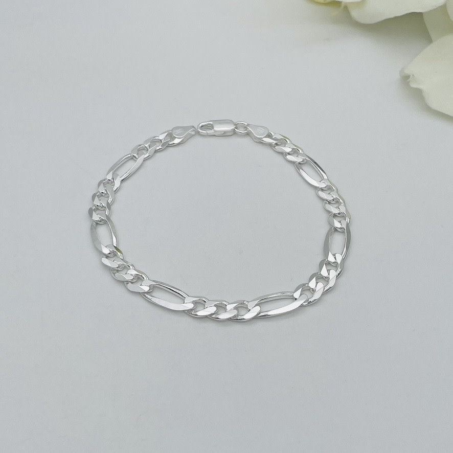 S1424BL Super Flat  Figaro Bracelet 9"X7mm.