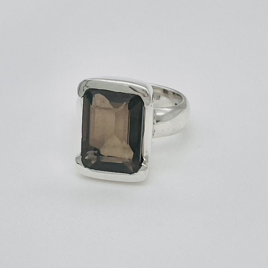 ST1680  Smoky ring # 7