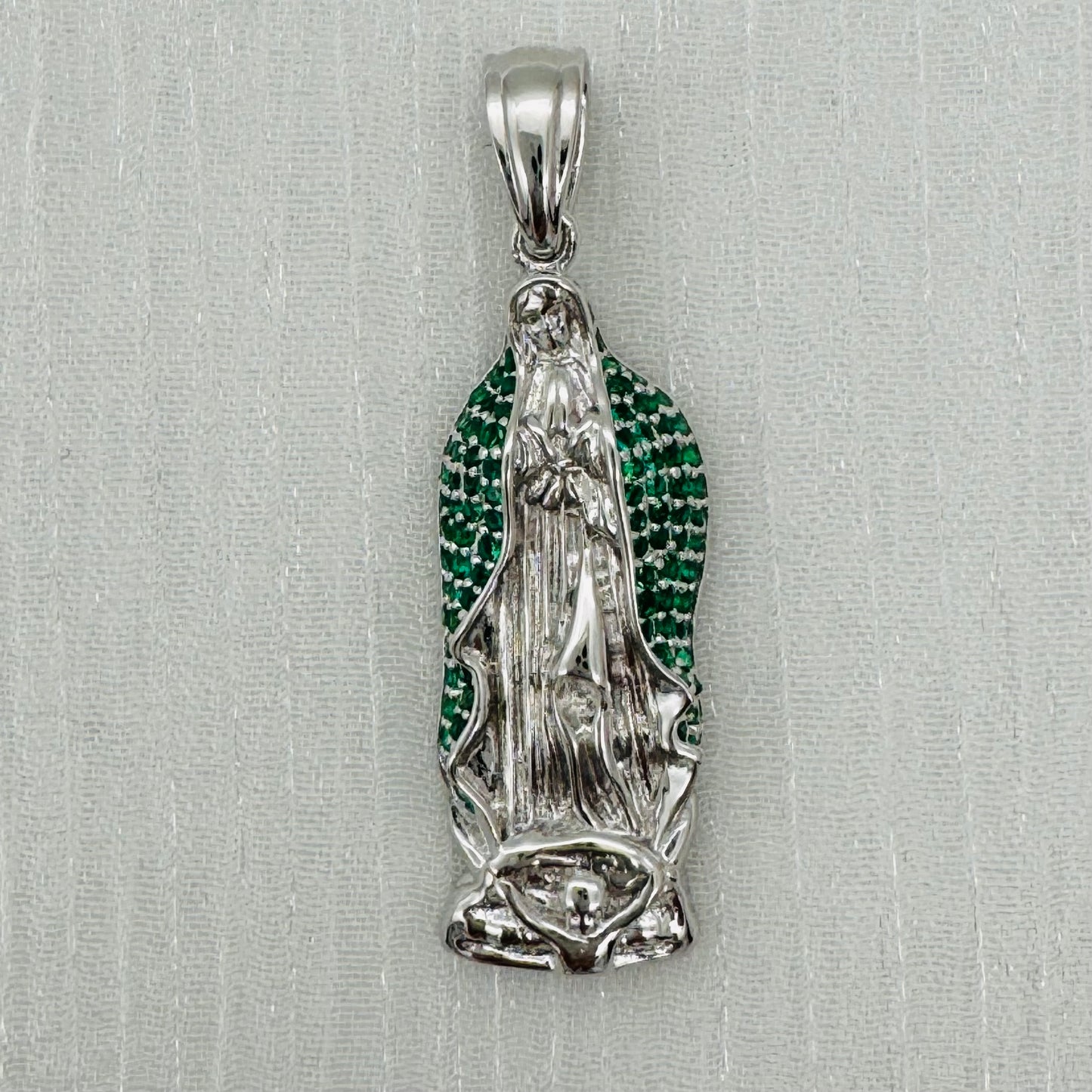 Z1853P Mother Mary Pendant