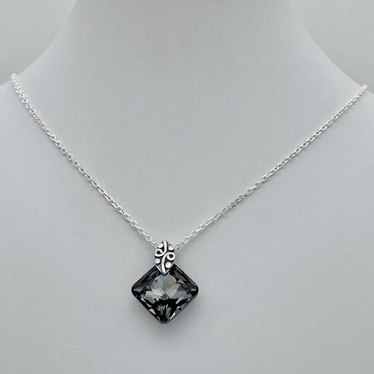 C1249NL Black Square Necklace 18"