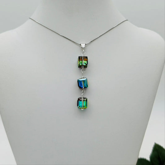 C1384NL Rainbow Cubes Necklace 18"