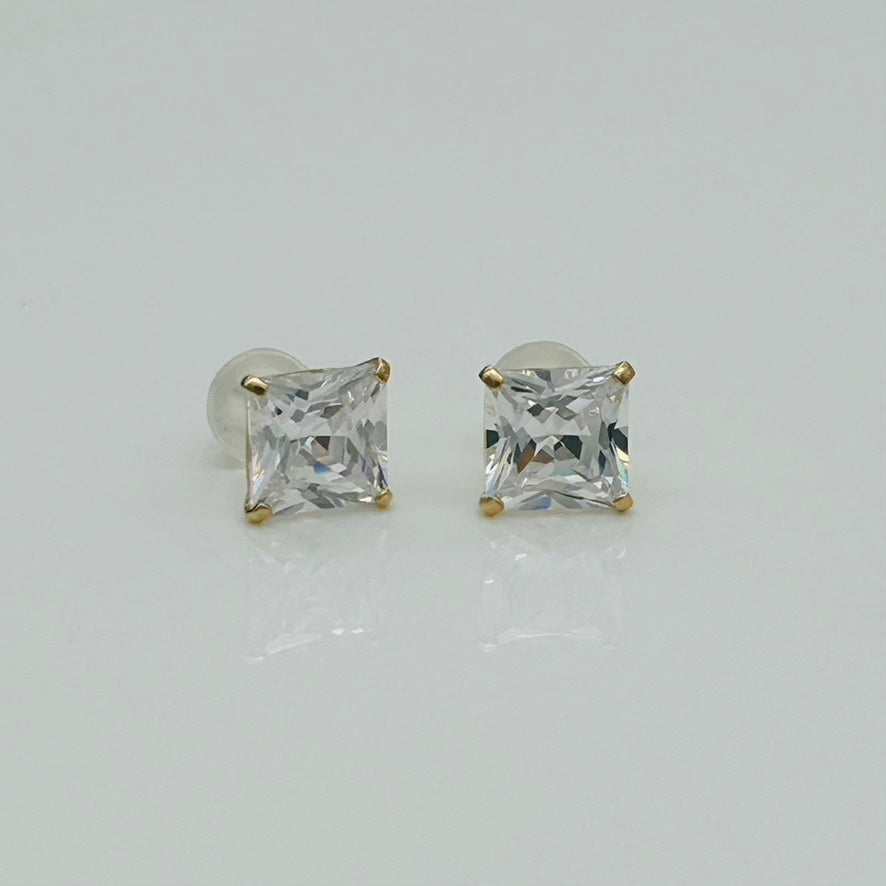 G38ER 14K Gold  6mm. Square Earrings