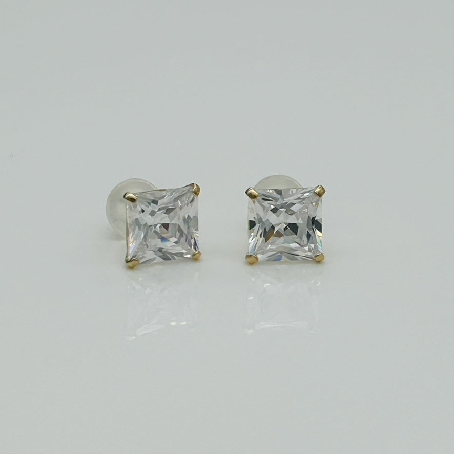 G38ER 14K Gold 5mm. Square Earrings