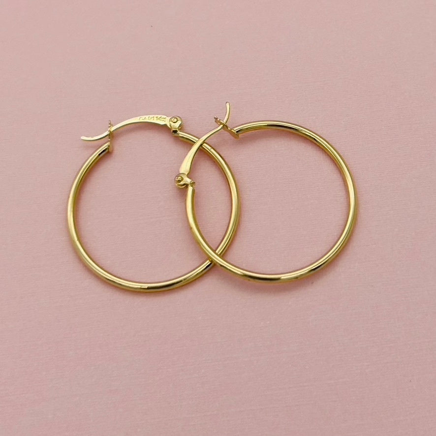 G373ER 14K GoldHoop Earrings 1.5x25mm.