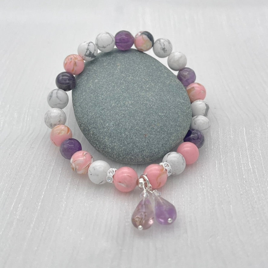 ST1854  Howlite Amethyst Bracelet 7.5"