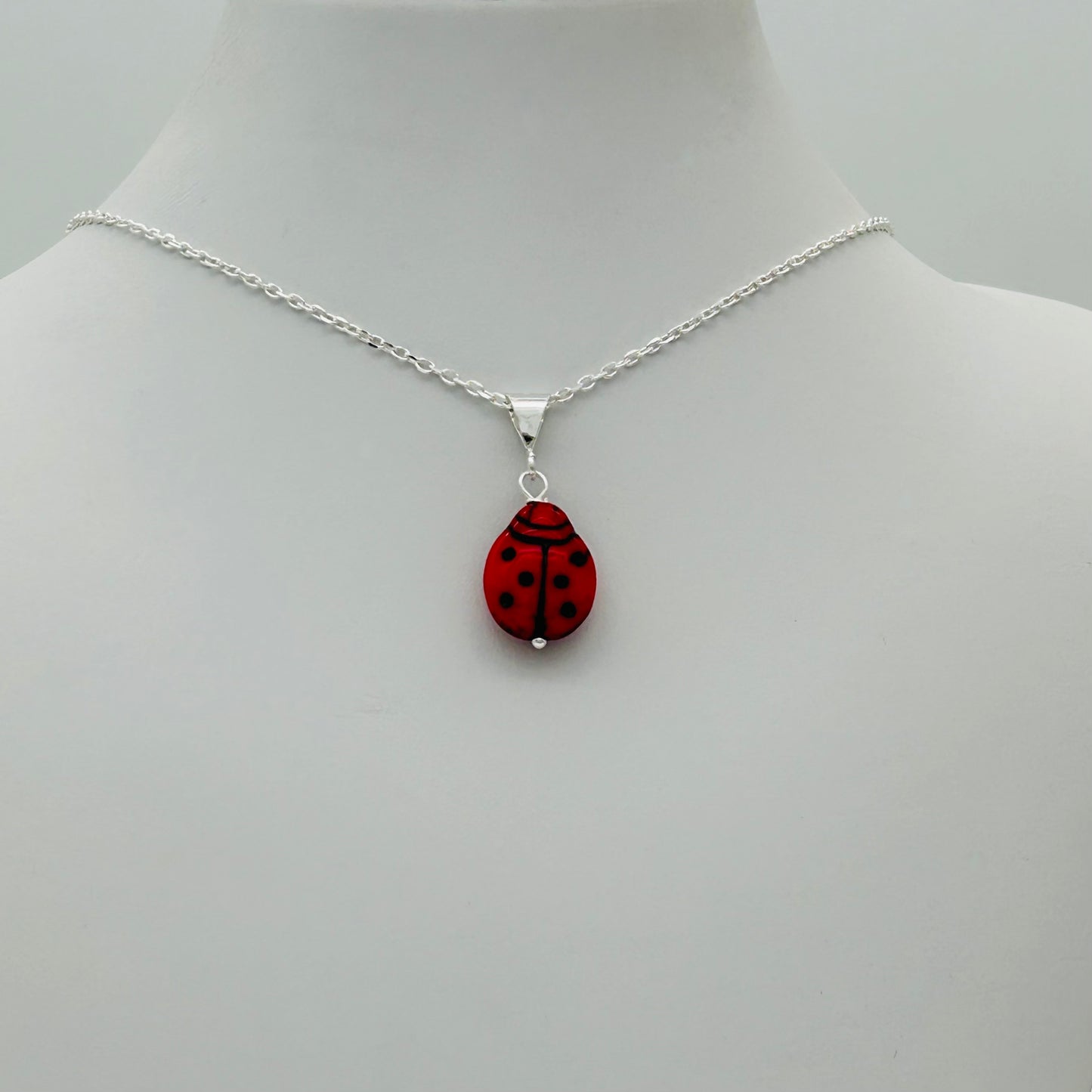 CH880NL Red Lady Bug Necklace  16"