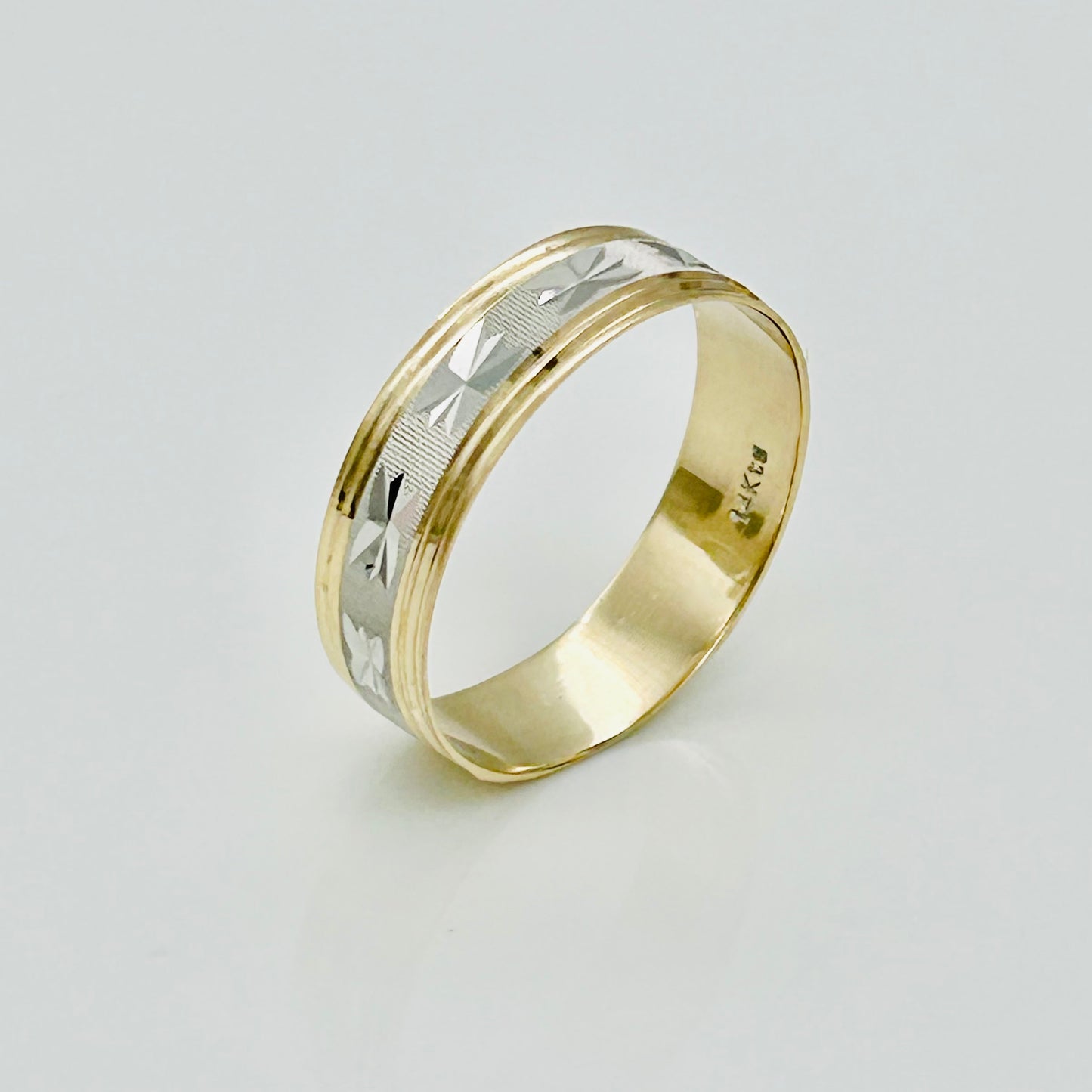 G248R 14K G0ld Ring 6mm #10.5