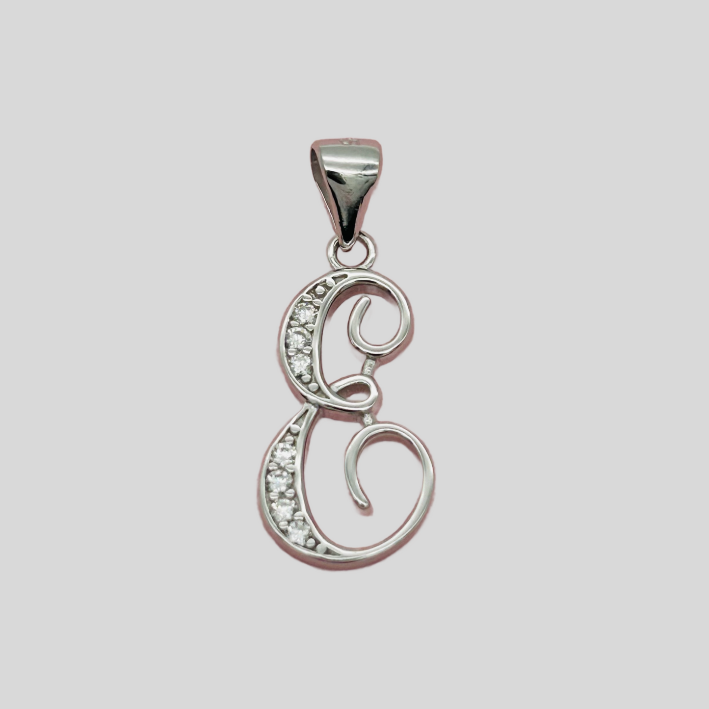 Z1866P Alphabet Pendant