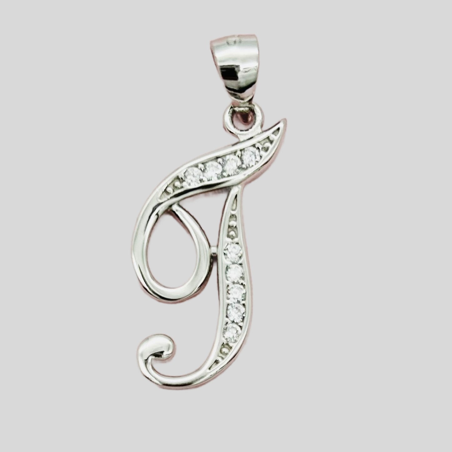 Z1866P Alphabet Pendant