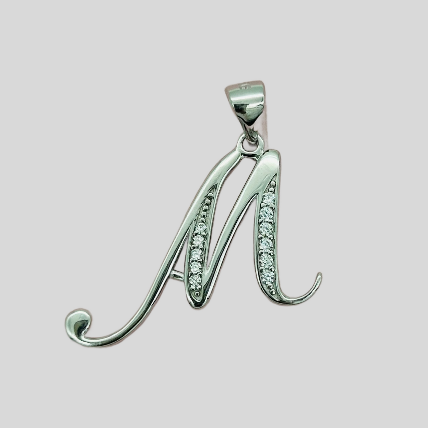 Z1866P Alphabet Pendant