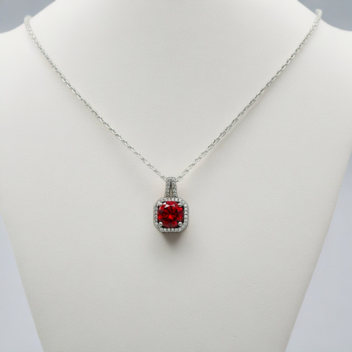 Z1367 Red Square Necklace 18"