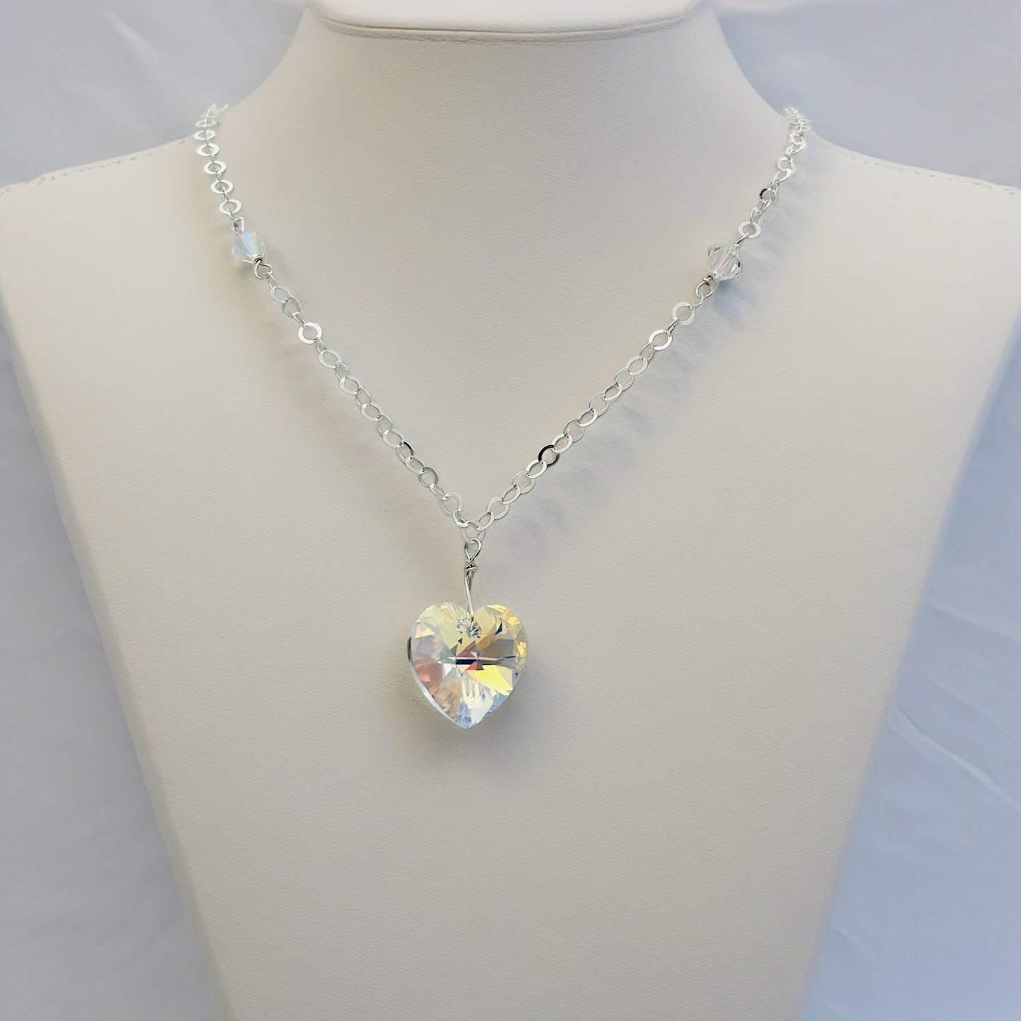 C911 SW Heart Necklace 18" + 3"