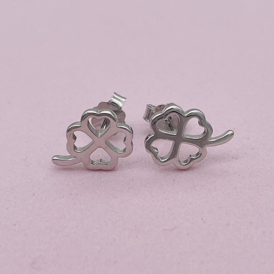 S1686ER Clover Earrings 8mm. x 10mm.