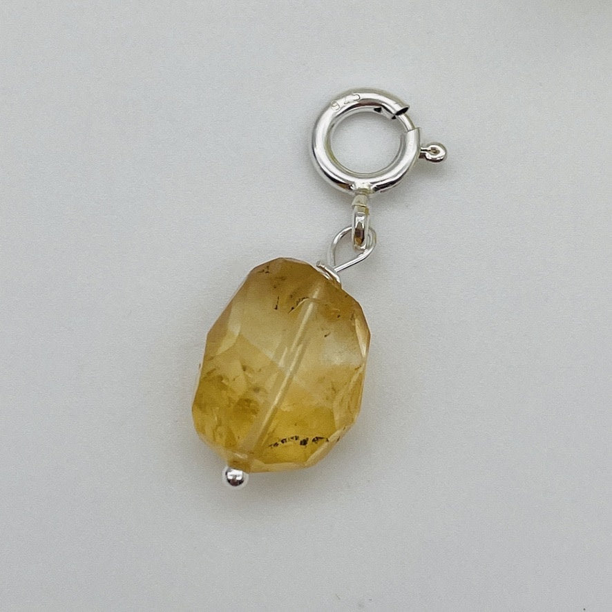 ST1546 Citrine Charm