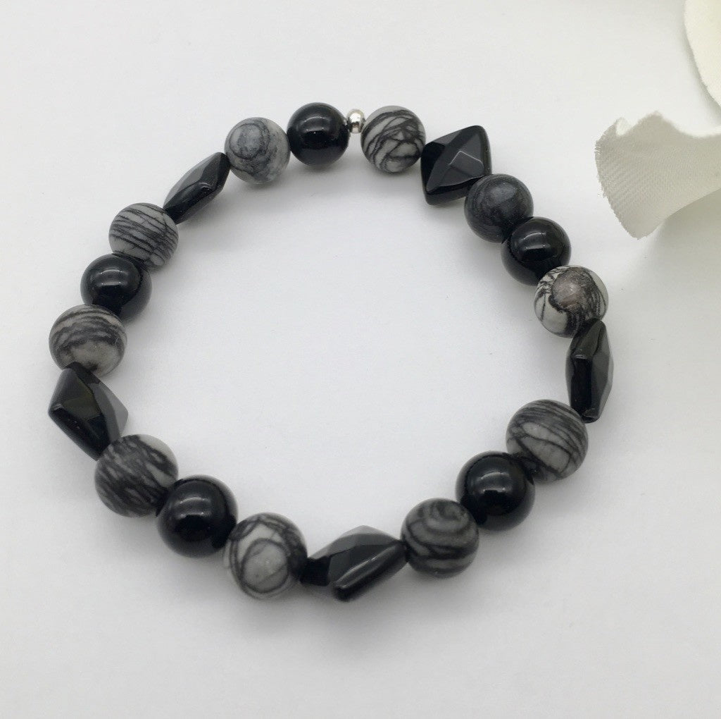 ST1421 Black Onyx & Black Silk Bracelet