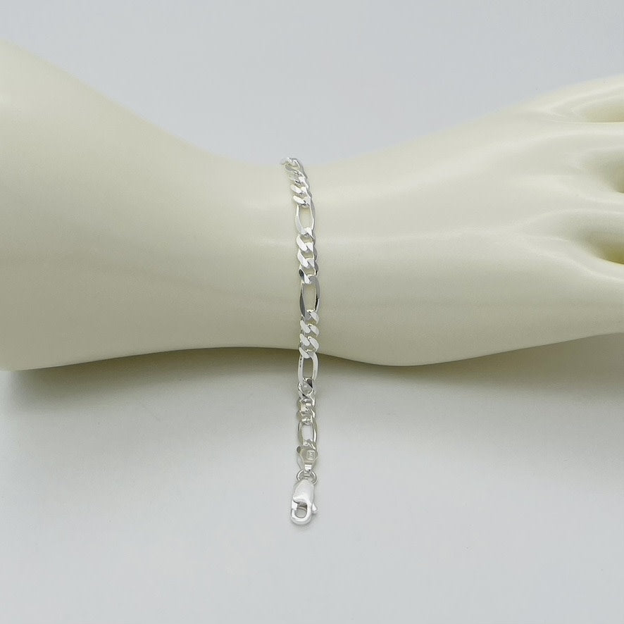 S1723 Figaro Bracelet 4.7mm. X 8"