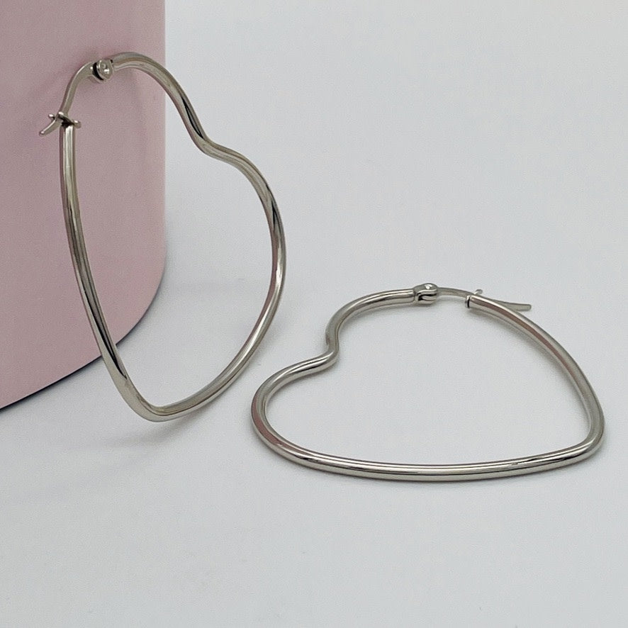 SS976 45mm. Heart Hoop