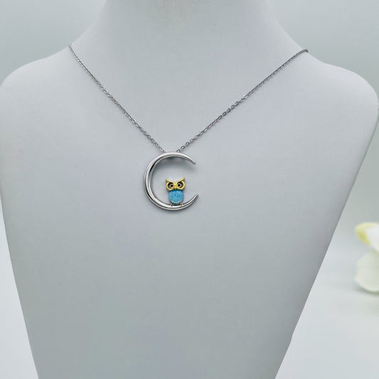 Z1511 Blue Opal Owl Necklace 18"