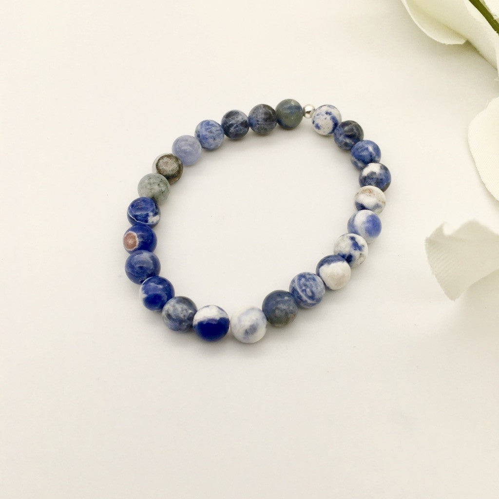 CH920 5" Sodalite Bracelet