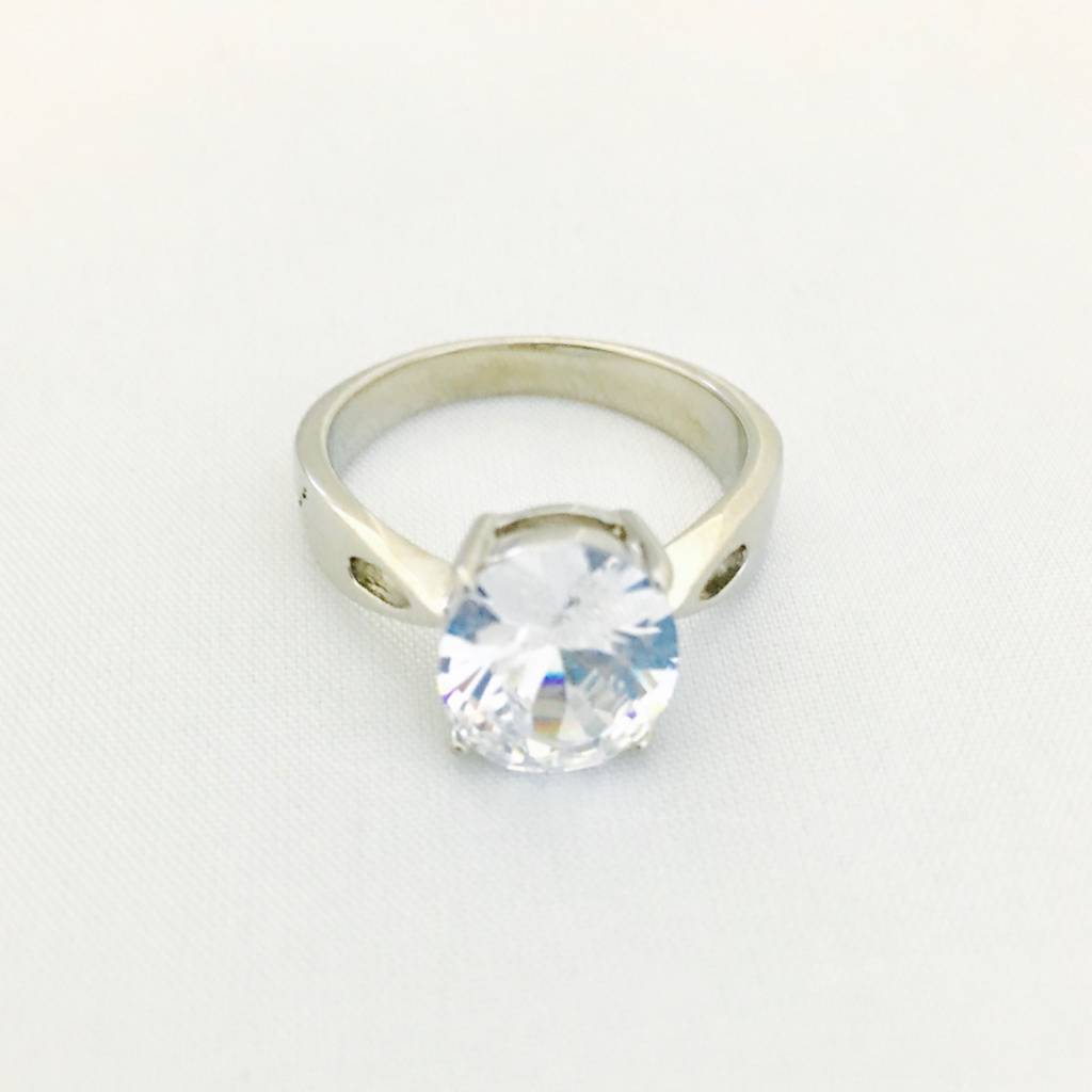 SS877R Oval Zirconia  Ring