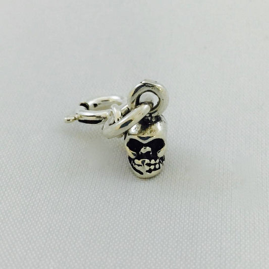 S1135 Skull Charm