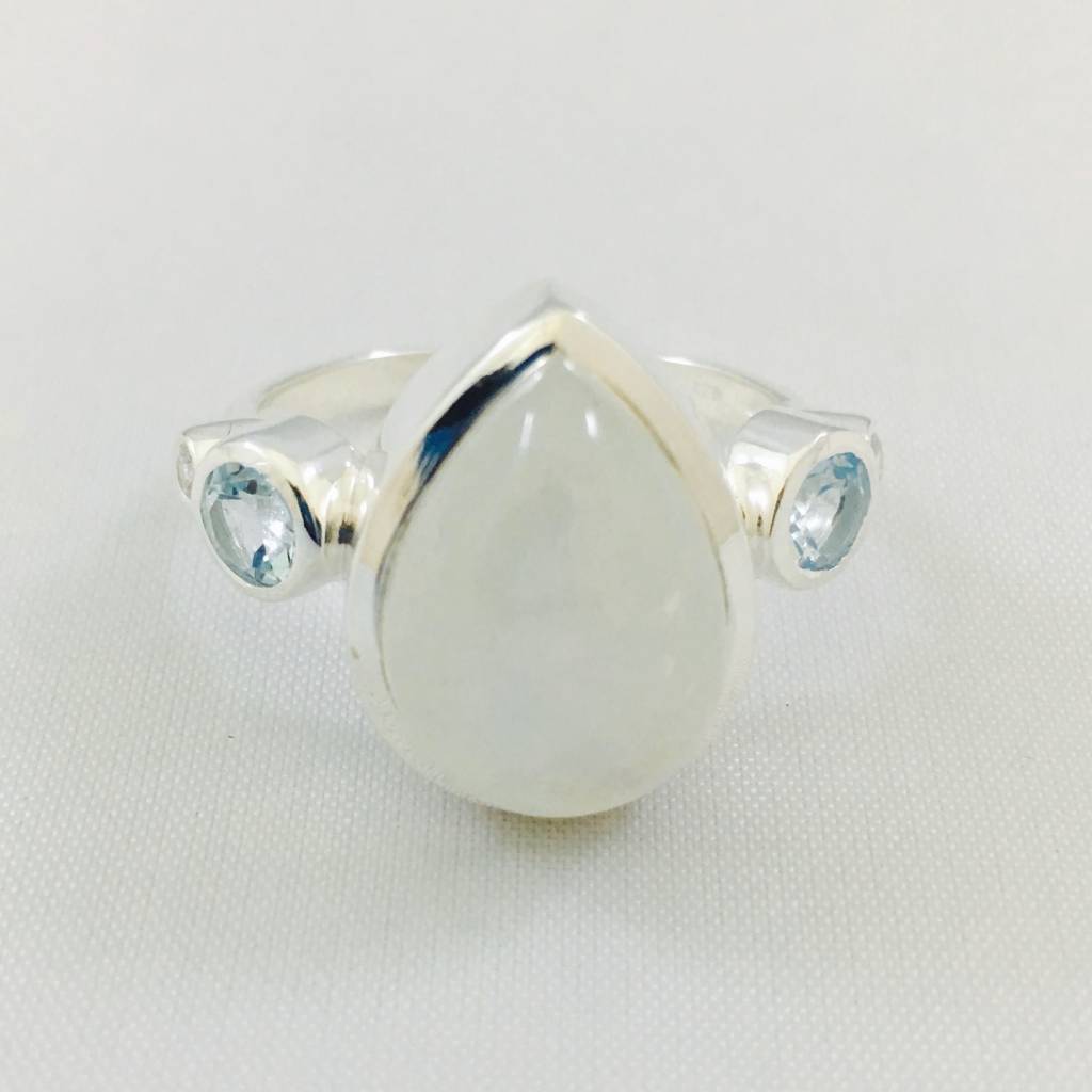 ST1246R Moonstone