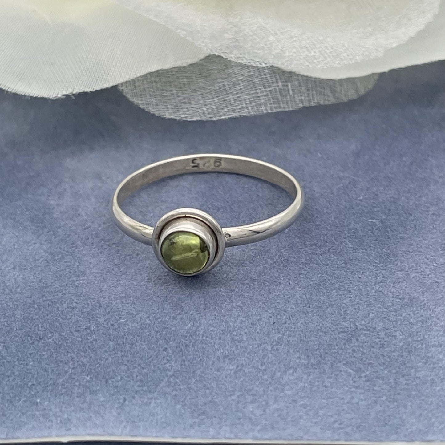 ST1676  Peridot Ring  #7.5