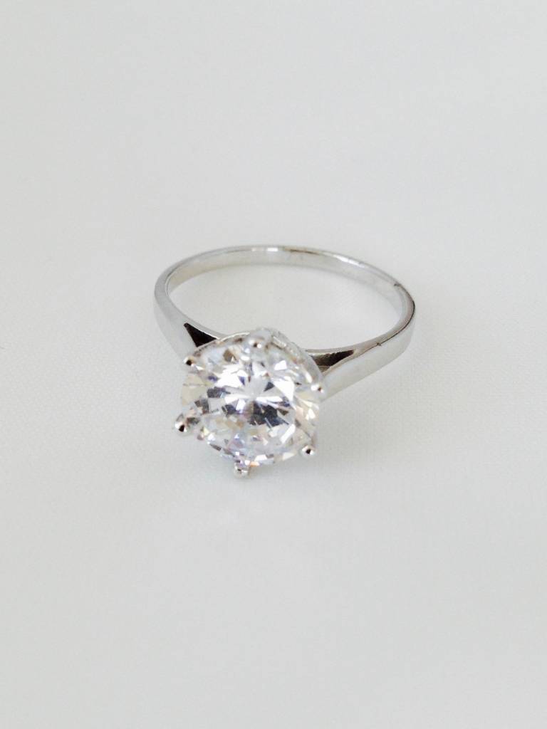 Z841R Engagement Ring